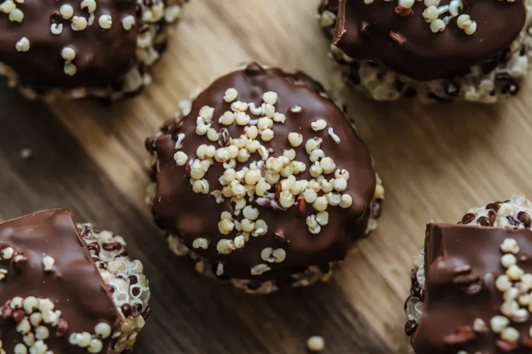 4-Ingredient Dark Chocolate Quinoa Bites