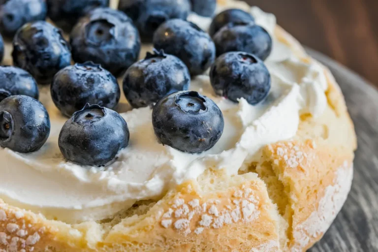 Cottage Cheese Blueberry Cloud Bread