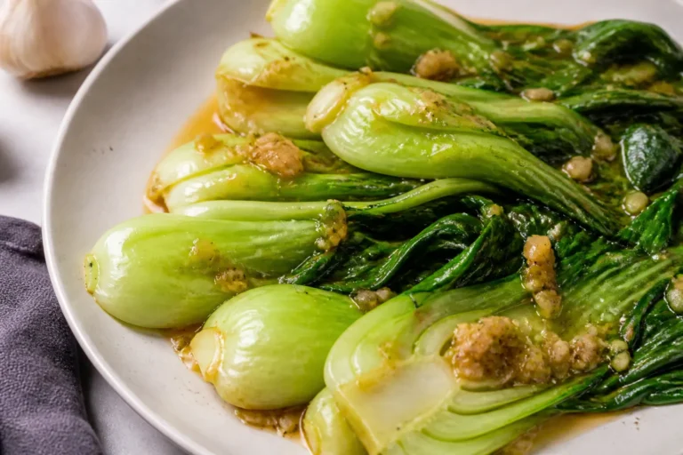 10 Minute Garlic Ginger Bok Choy Recipe
